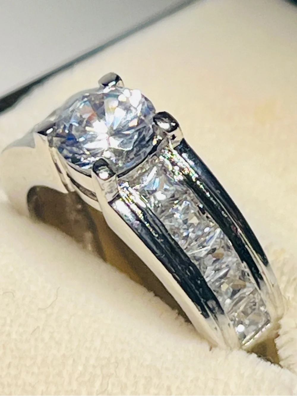 Vintage Cathedral-Style Cubic Zirconia Sterling Silver 925 Mounted Ring | Size 9